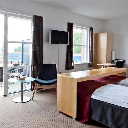 Western Hotel 3*