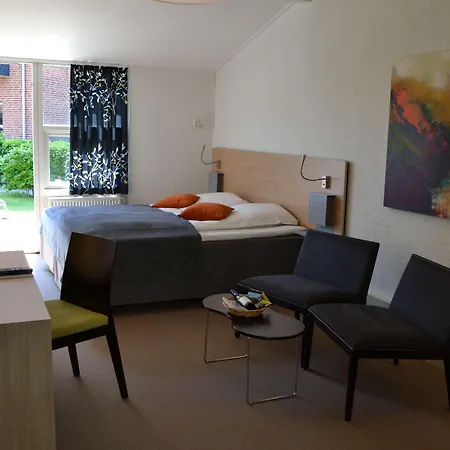 Western Hotel 3*