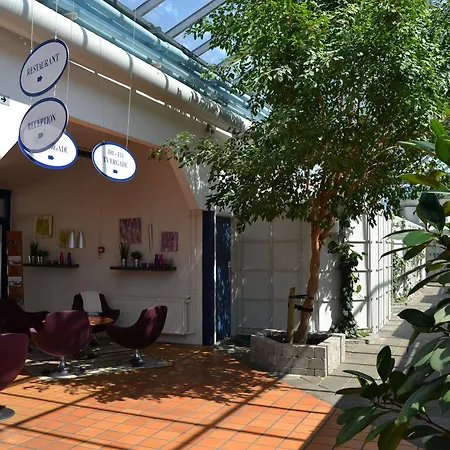 Western Hotell 3*
